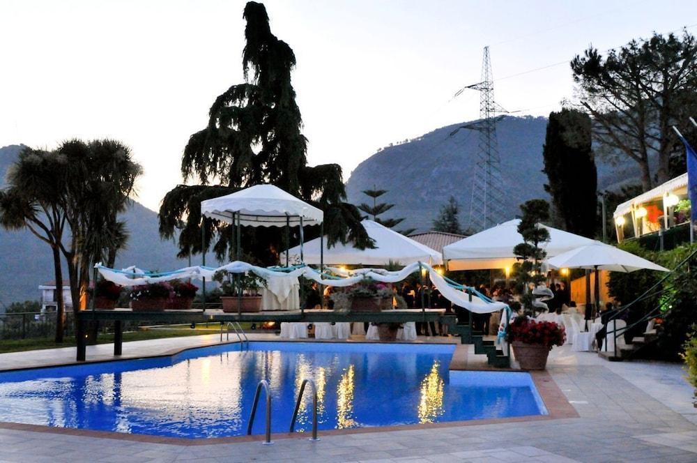 Hotel Diecimare Cava deʼ Tirreni Esterno foto