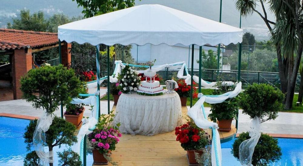 Hotel Diecimare Cava deʼ Tirreni Esterno foto