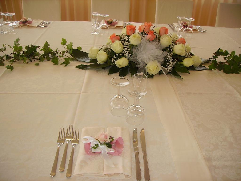 Hotel Diecimare Cava deʼ Tirreni Esterno foto